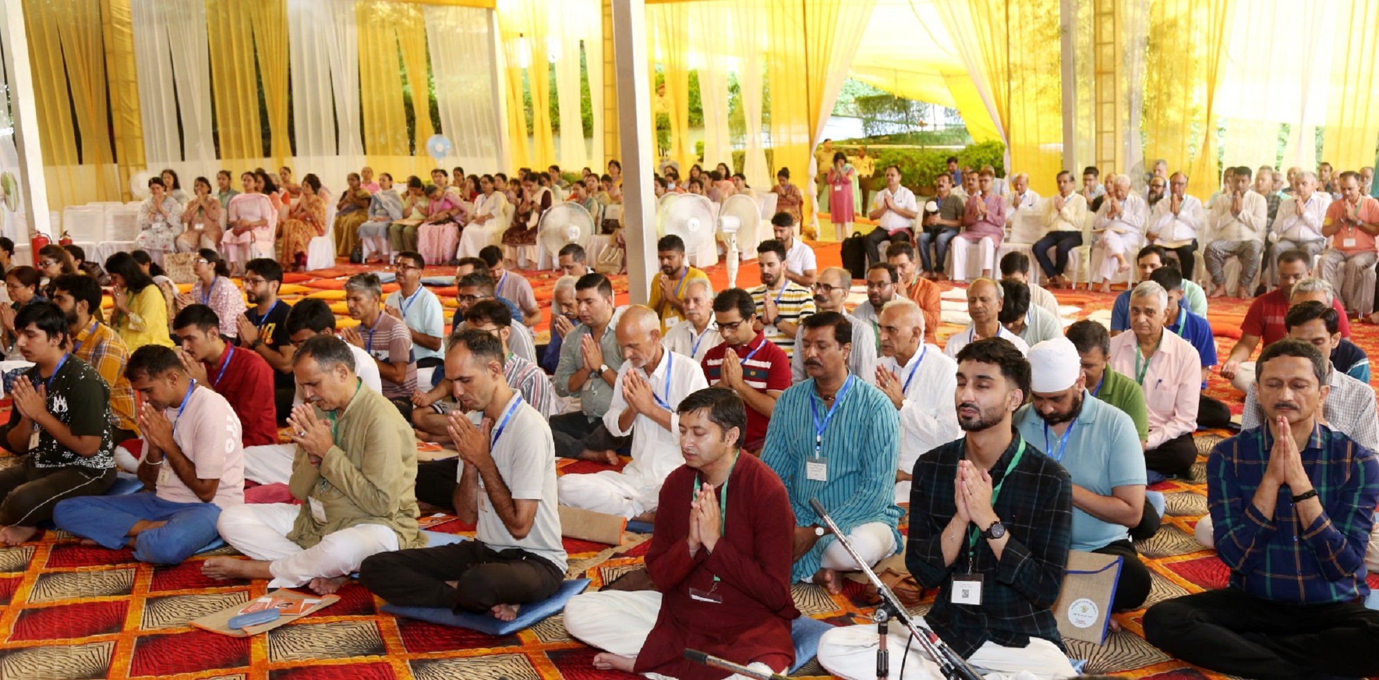 Inauguration of spiritual camp by Swami Krishnanand Giri at Shoolini University