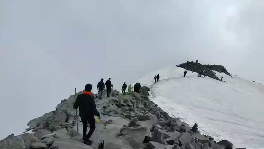 North India's most difficult Shri Khand Mahadev religious pilgrimage, 3424 devotees set out in 3 days.