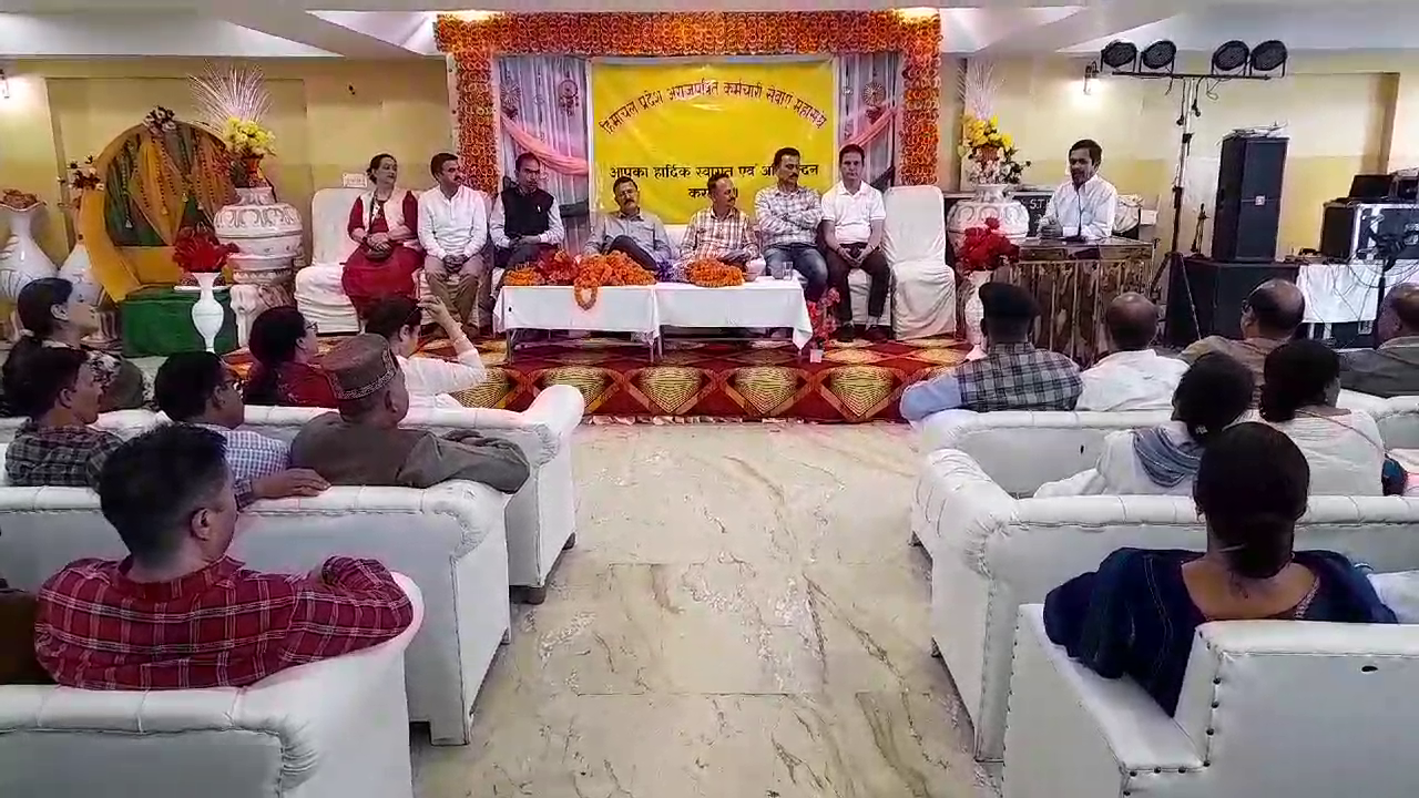 Non-Gazetted Employees Federation divided into factions, each has his own drum, his own tune, meeting of Trilok faction in Shimla.