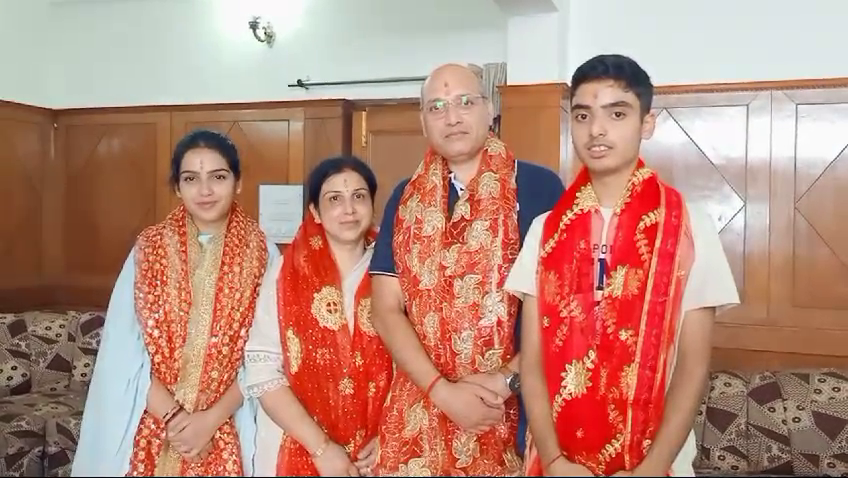 District Superintendent of Police Bilaspur Sandeep Dhawal visited the world famous Shakti Peetha Mata Shri Naina Devi Temple.