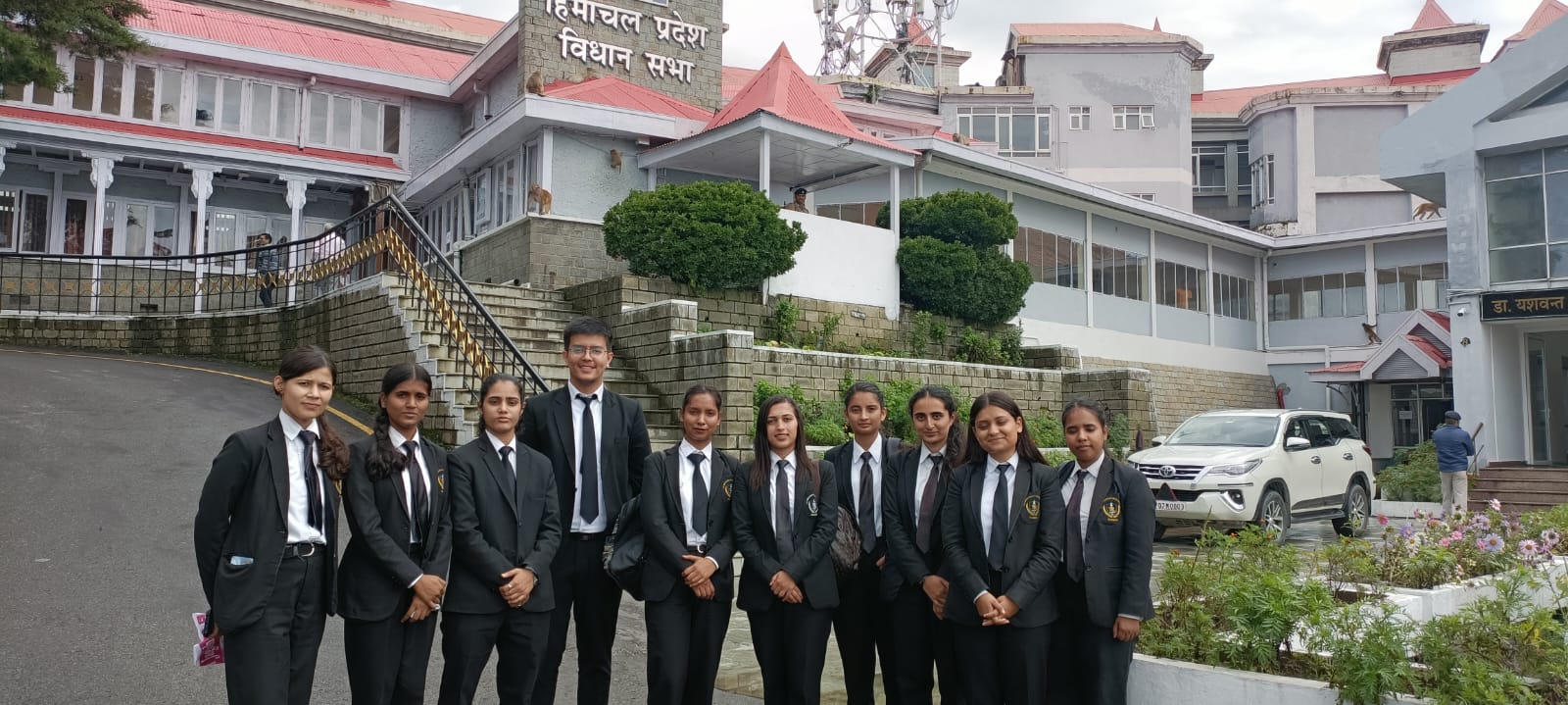 L.R. Students of Institute of Legal Studies, Solan visited Himachal Pradesh Legislative Assembly