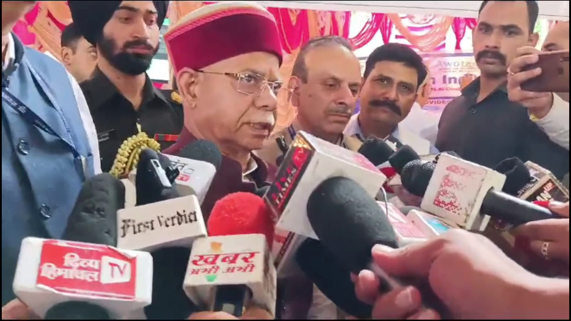 Governor inaugurates 27th National Mushroom Fair in Solan