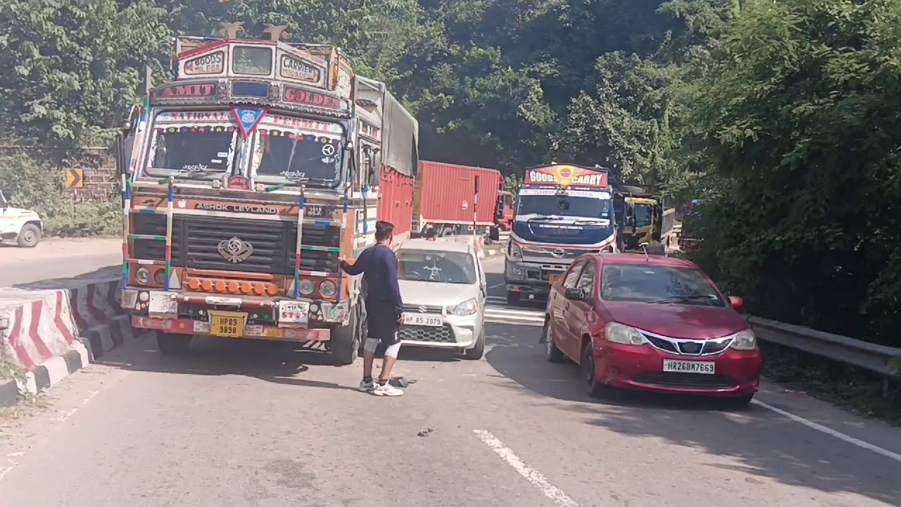 N. Alto going from Shimla to Chandigarh was hit by a truck coming from behind in the morning near Tipra near Parwanoo on H5.