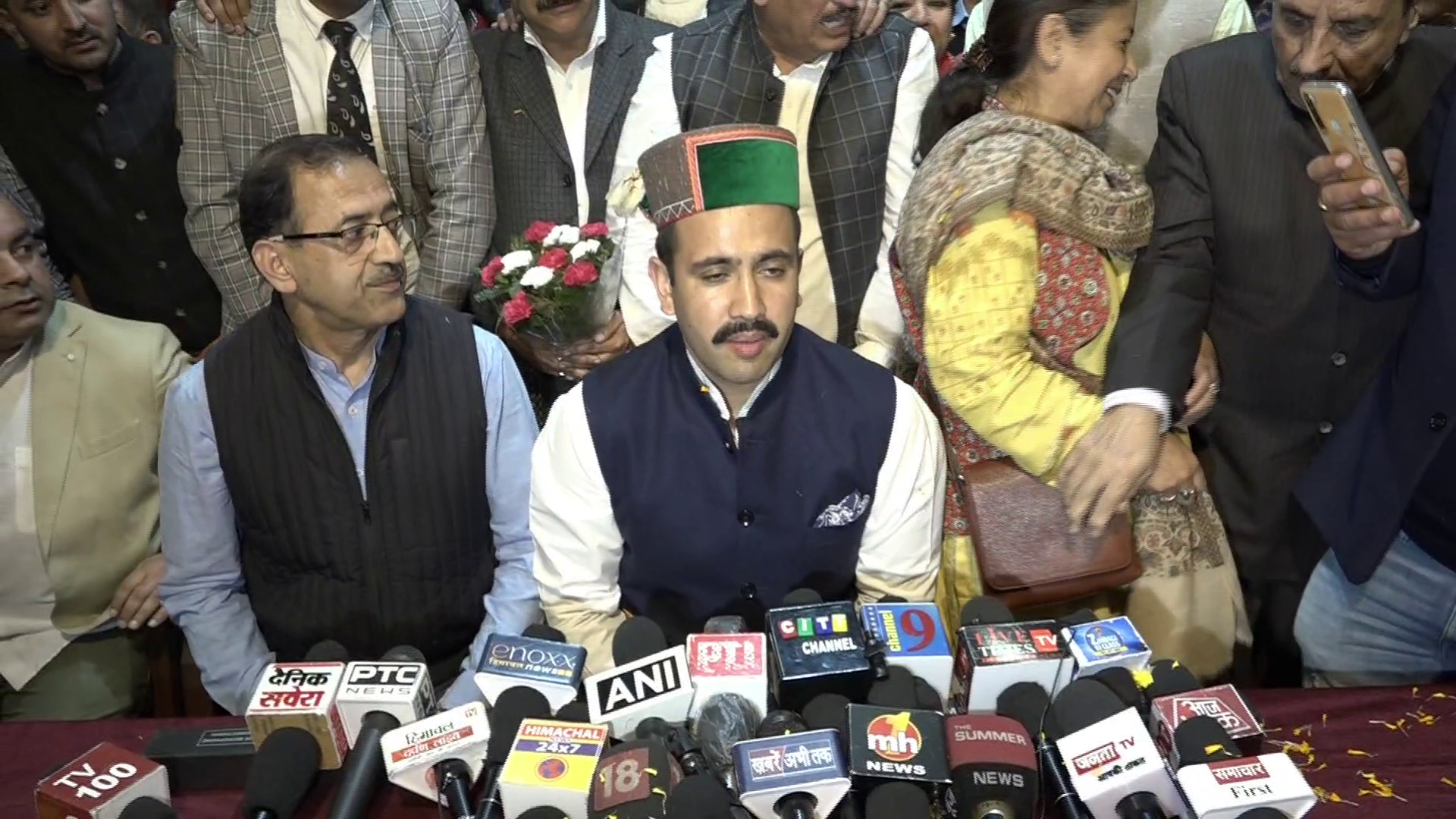 Vikramaditya Singh, the youngest minister of Himachal government, celebrated his 35th birthday by cutting a cake at Congress State Office Rajiv Bhawan.