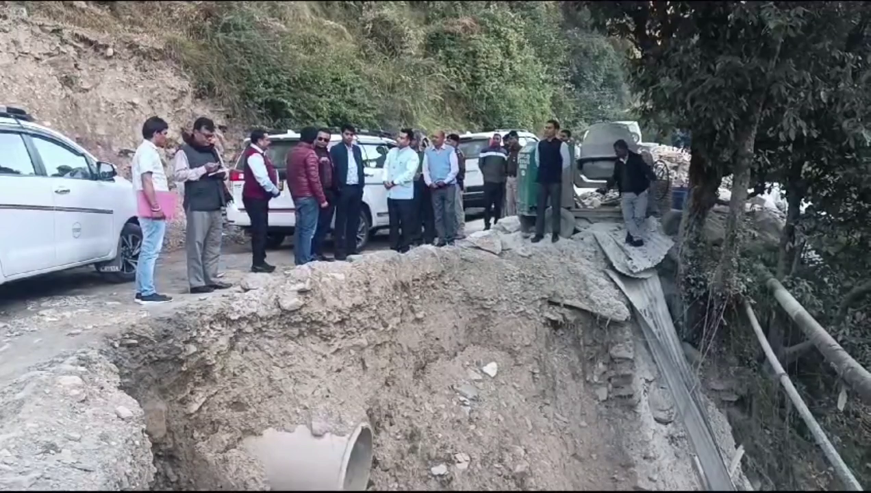 Inter-ministerial central team visited disaster affected areas of Mandi district