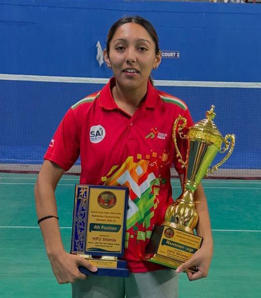 Pakhi, who hails from Rohru area, will participate in "All India University Badminton Competition".