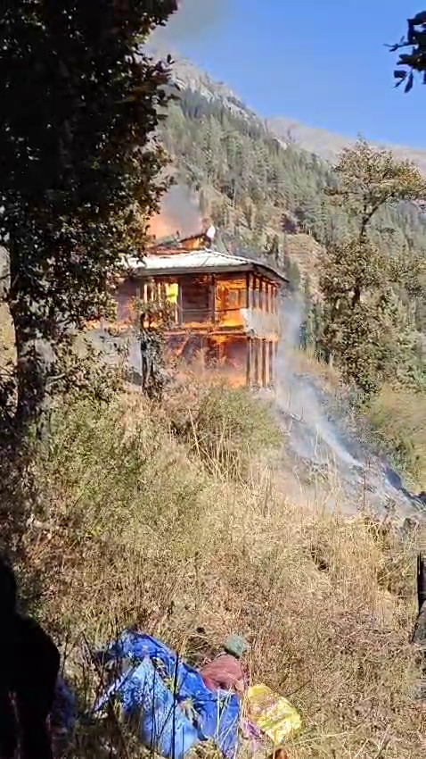 A two and a half storey wooden house burnt to ashes in Malana, a remote area of ​​Kullu district.