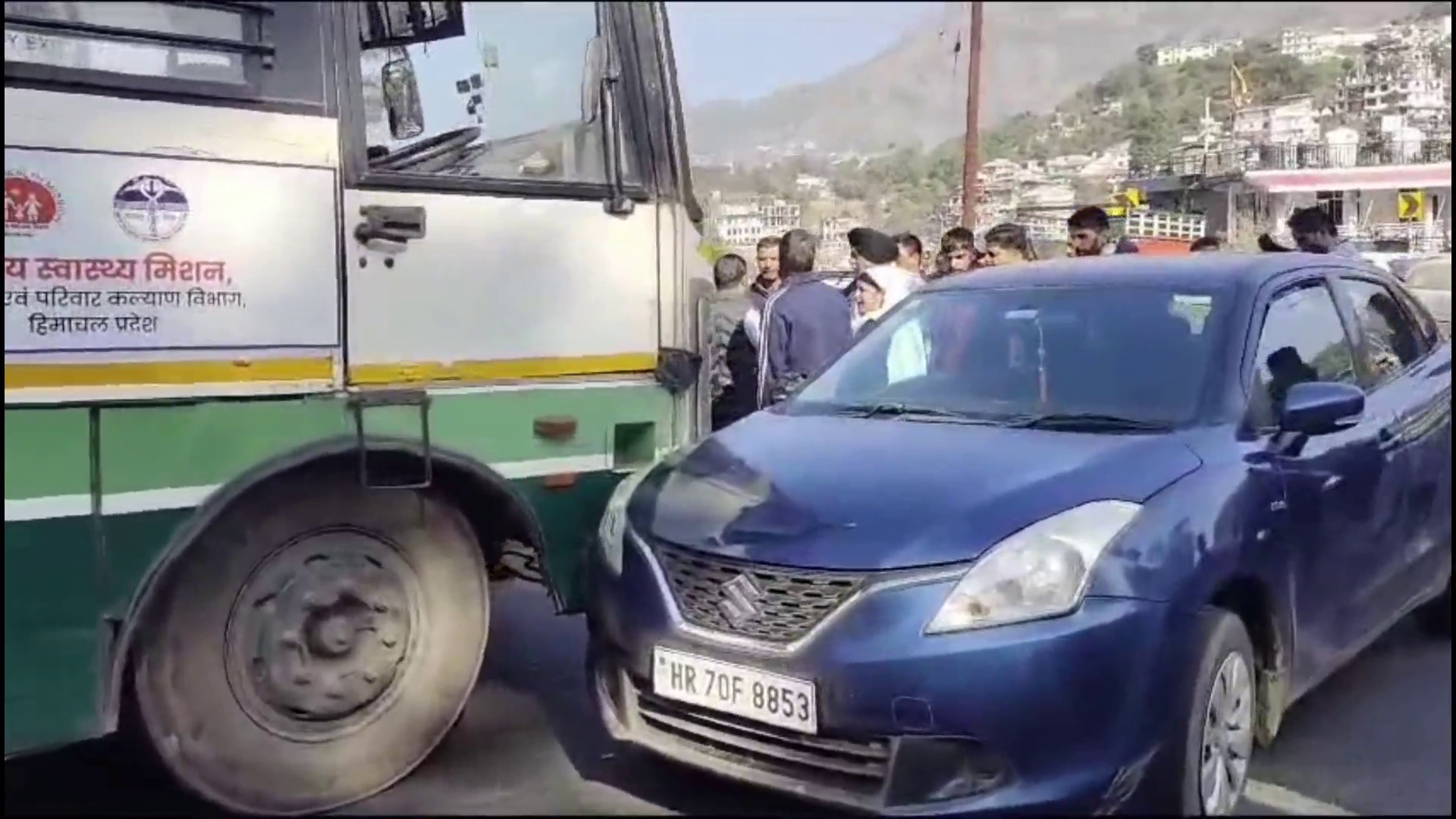 Collision between car and bus near Solan New Bus Stand