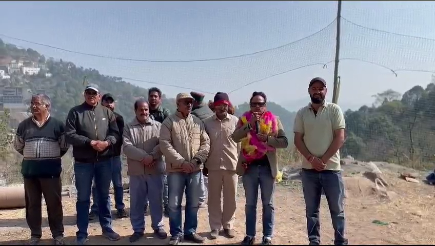 कसौली विधानसभा के अंतर्गत ग्राम पंचायत गड़खल- सनावर के गड़खल क्रिकेट मैदान में क्रिकेट प्रतियोगिता का शुभारंभ हुआ।