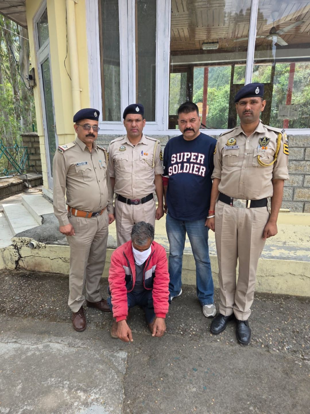 कंधार में अवैध अफीम की खेती का भंडाफोड़, आरोपी गिरफ्तार