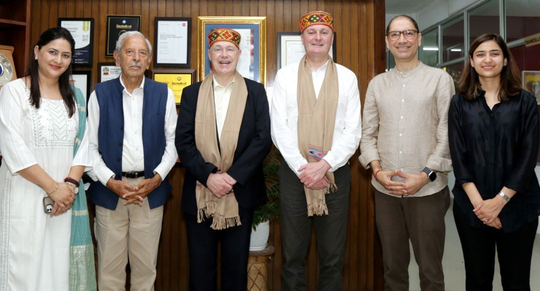 शूलिनी विवि और  साउथेम्प्टन  विवि ने शैक्षणिक सहयोग को बढ़ावा देने के लिए समझौता ज्ञापन पर हस्ताक्षर किए