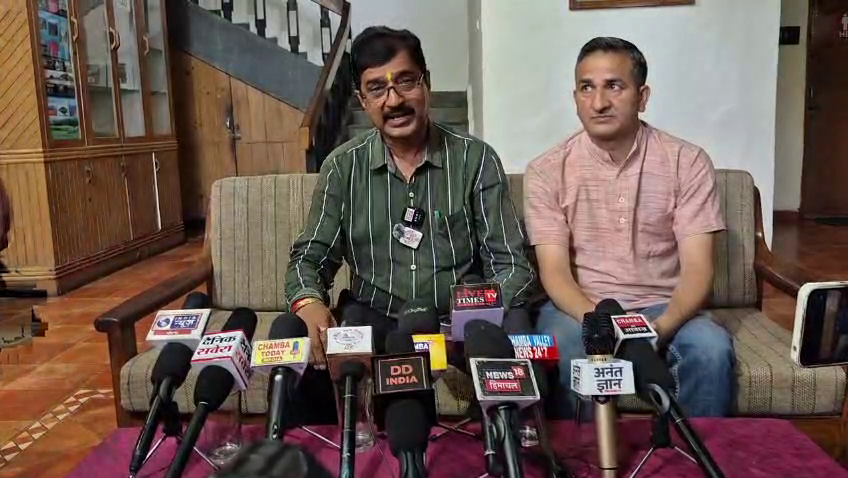 वर्ष 2027 के विधानसभा चुनाव से पहले ही कांग्रेस में आंतरिक मतभेद उभरने लगे हैं।