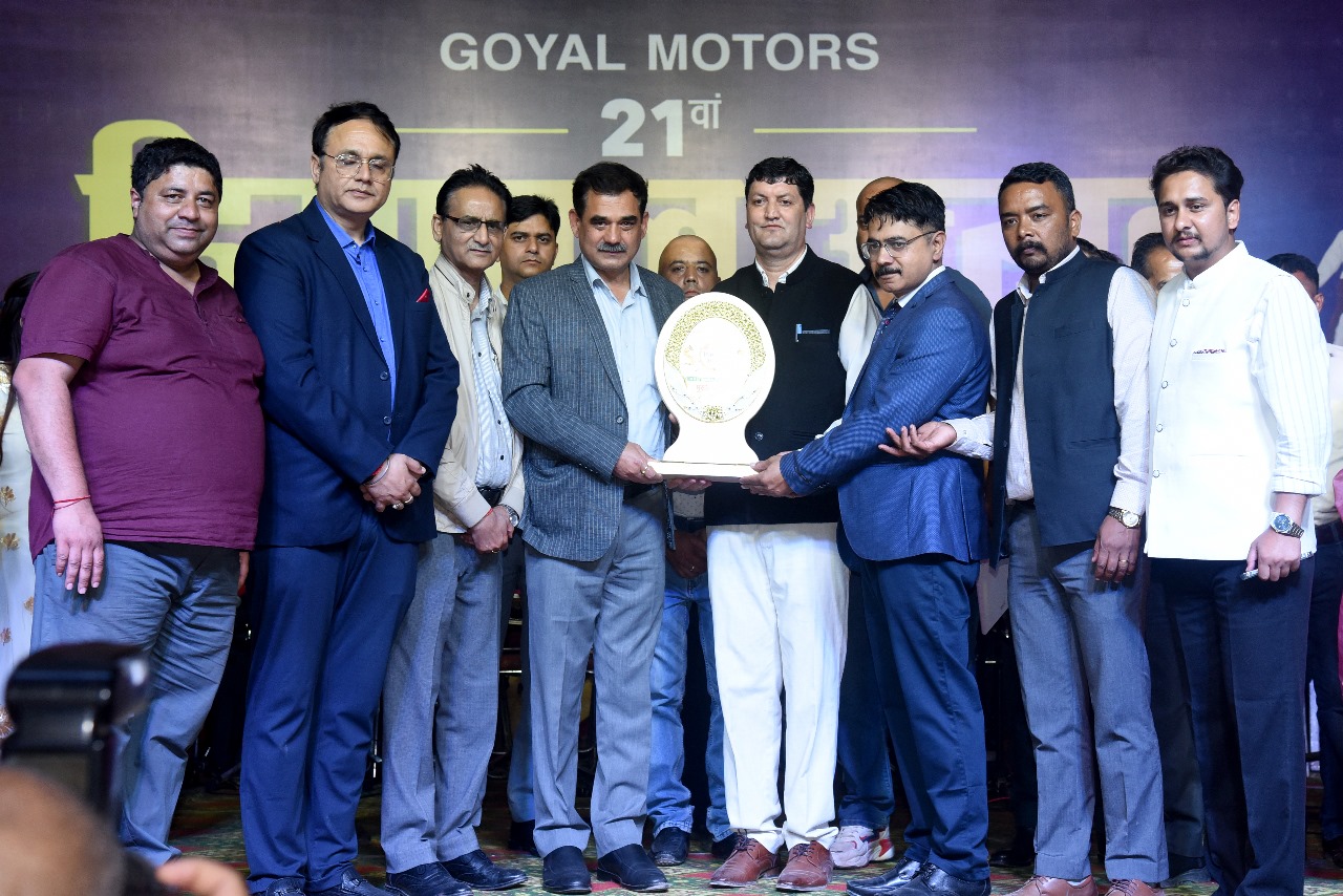 नाटी किंग कुलदीप शर्मा ने बिखेरा सुरों का जादू, सातवीं संध्या में झूमे दर्शक