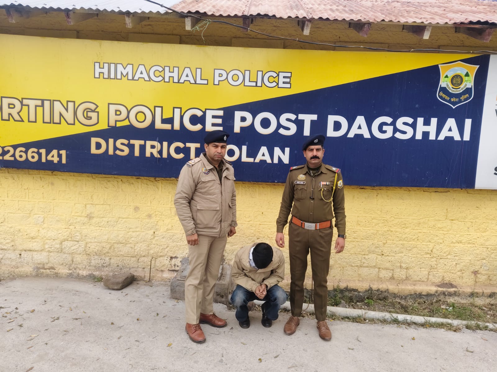 सोलन में विश्वविद्यालयों के  छात्रों को नशे की सप्लाई की साजिश नाकाम, डग्शाई पुलिस ने 19 वर्षीय युवक को चिट्टे सहित दबोचा